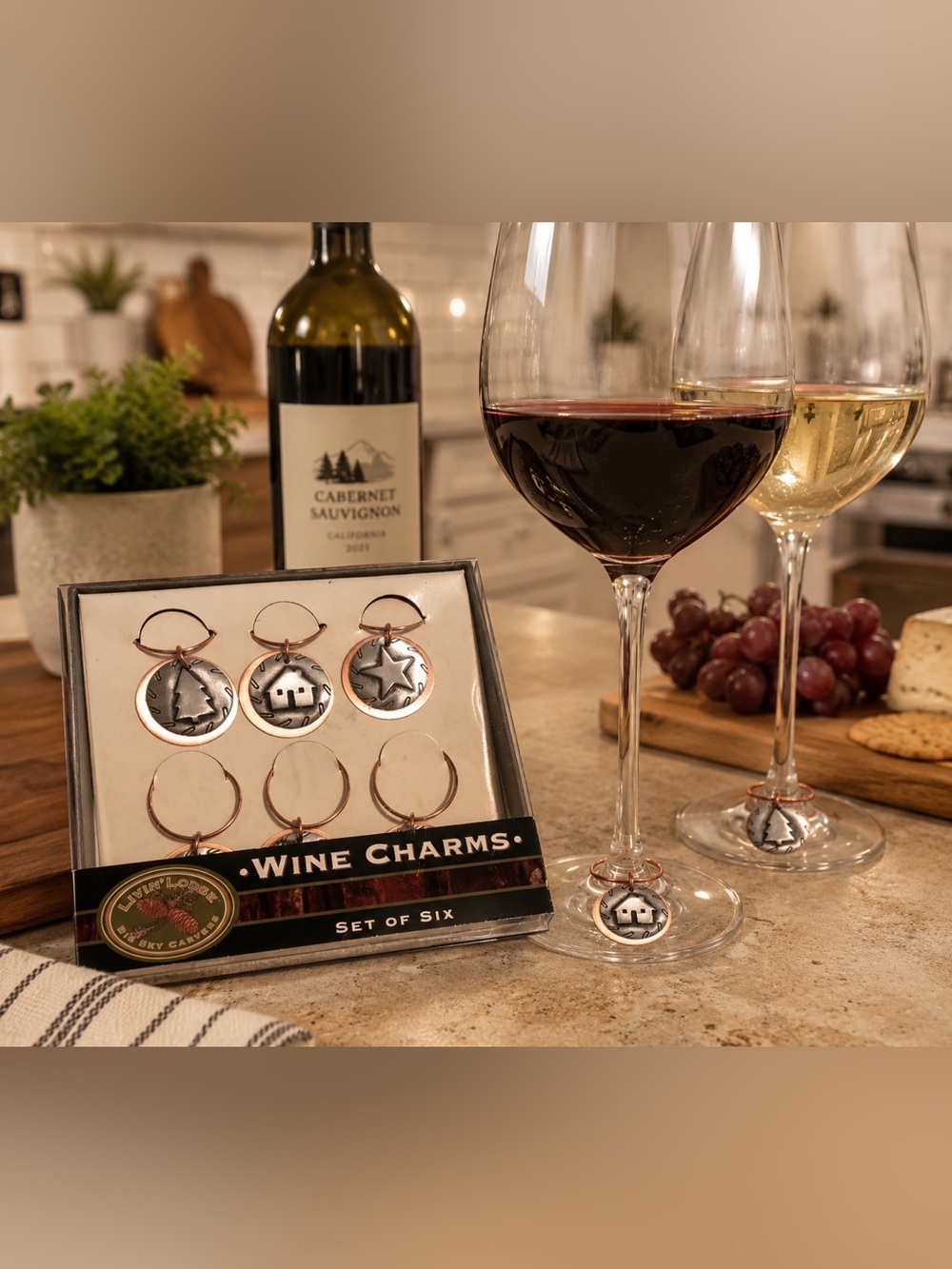 Livin’ Lodge Wine Glass Charms Set of 6 Rustic Metal NIP Bar Accessories - Picture 1 of 2